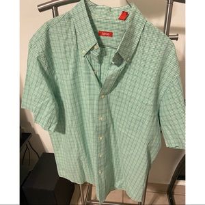 Izod Mens button down shirt